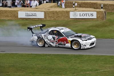 Mazda FD RX7 - Mad Mike Whiddet drift car